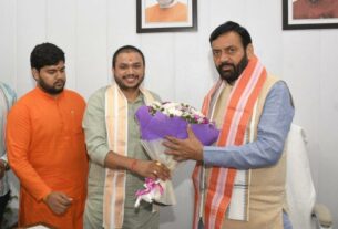 Shivom Mishra, Shivom Mishra Swachh Bharat Mission, Shivom Mishra Biography, Shivom Mishra Sanatan Sewa Nyas, Brand Ambassador Shivom Mishra, Shivom Mishra Social Work, Shi